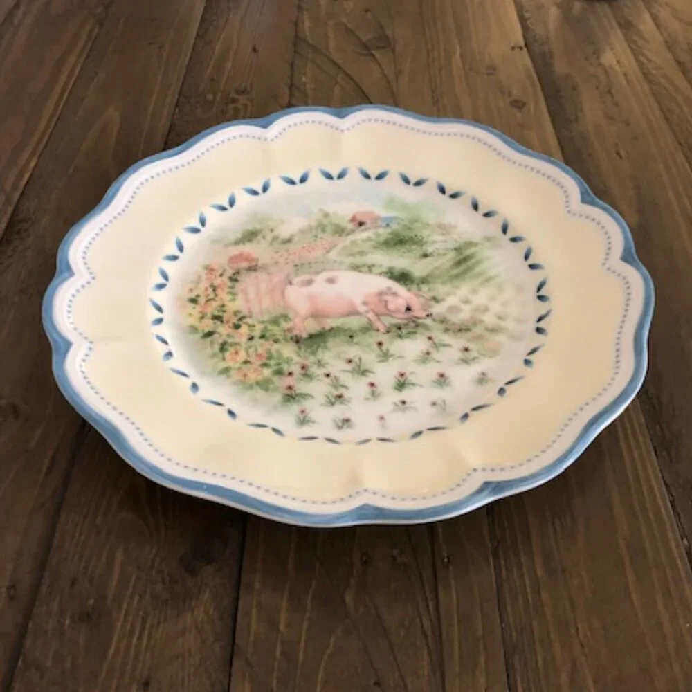 Lenox Provencal Garden Pig Luncheon Salad Accent Plate 9.5” Scalloped